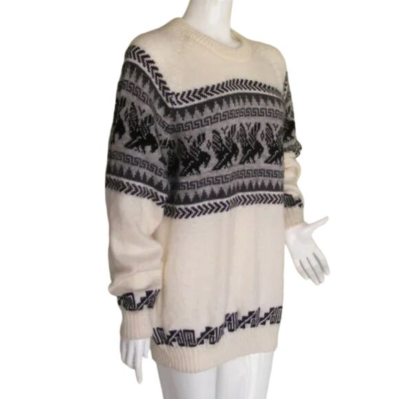 ALPACA Sweater, M/L, Off White with Grey & black Griffins, and geometric trim - Picture 3 of 11